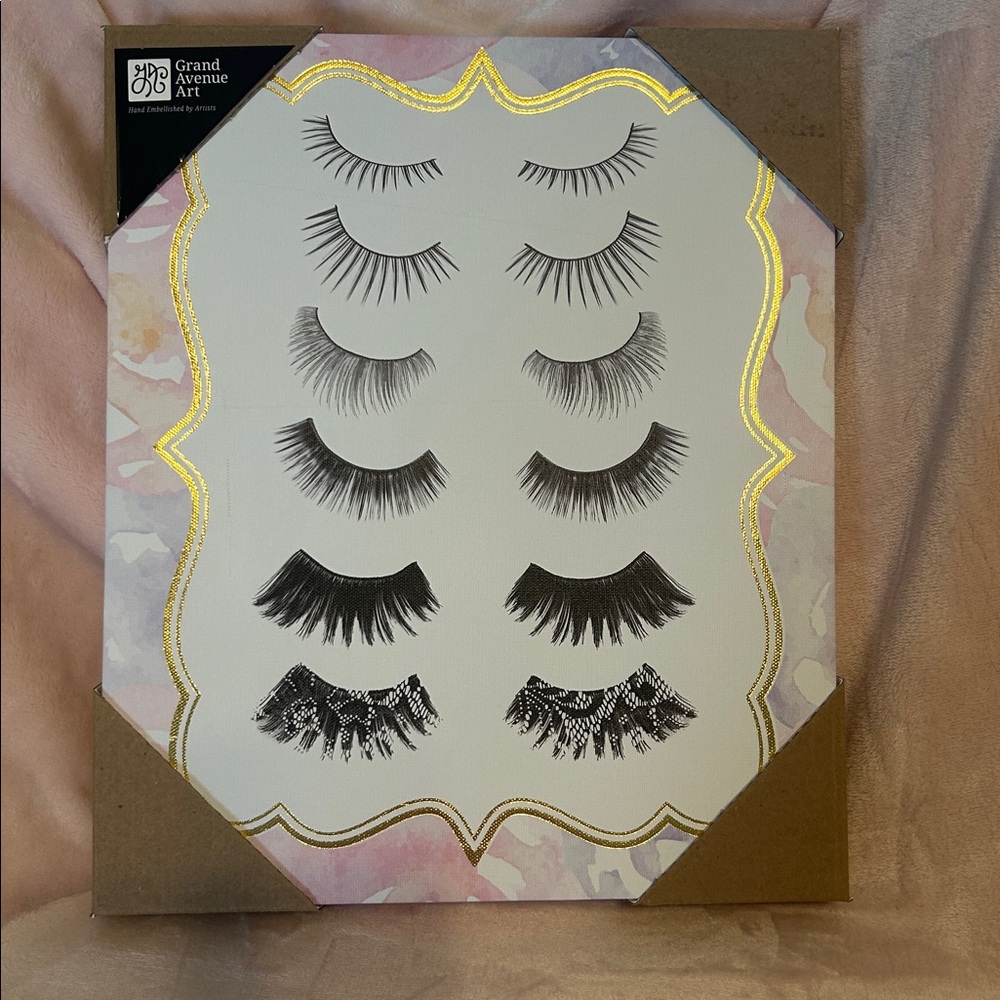Grand Avenue Art Eyelash Wall Art